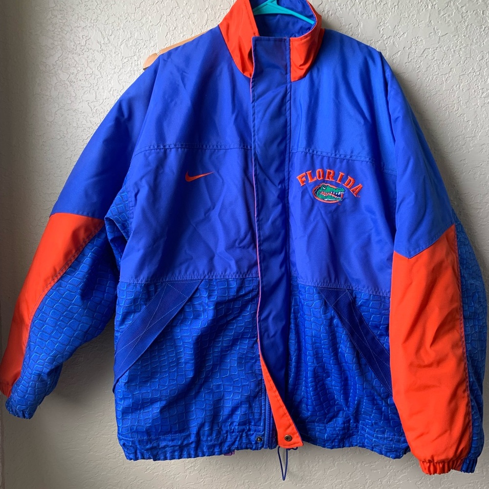 Nike, MENS XL quilted jacket GATORS